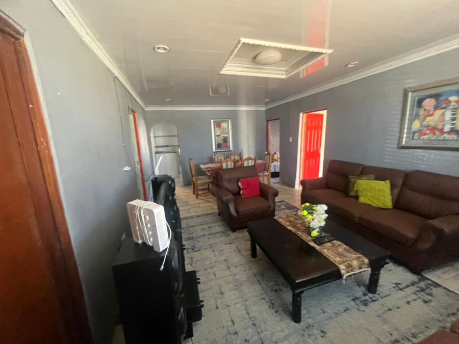 3 Bedroom Property for Sale in Kwazakhele Eastern Cape
